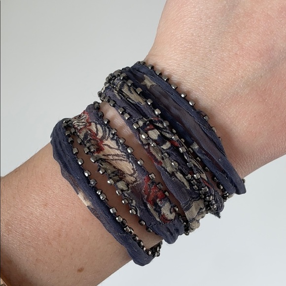 Navy Chan Luu Wrap Bracelet/Necklace - Picture 1 of 2